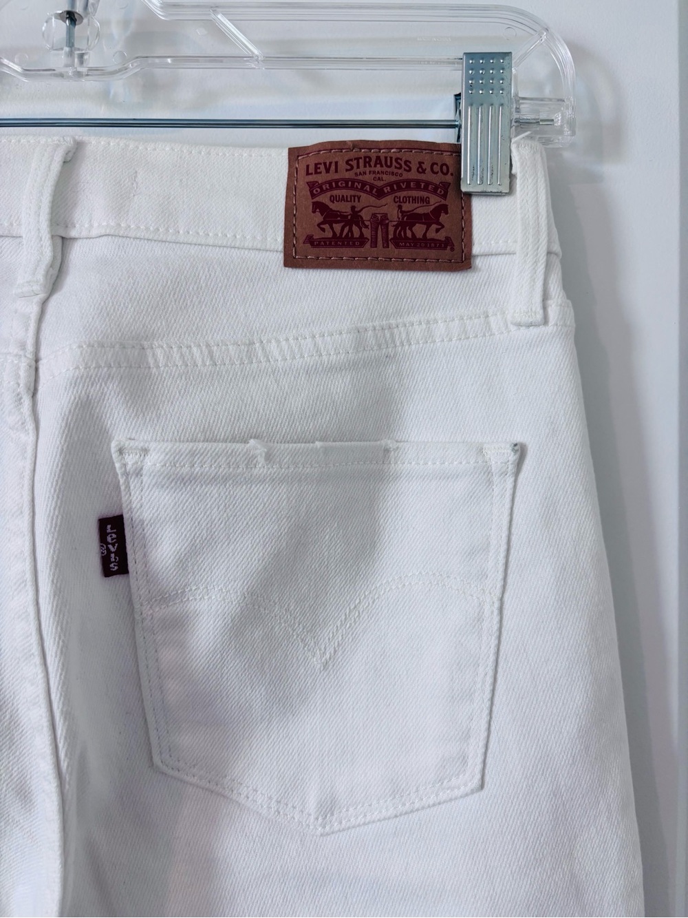 Levi's Women’s White 311 Shaping Skinny Leg Jeans